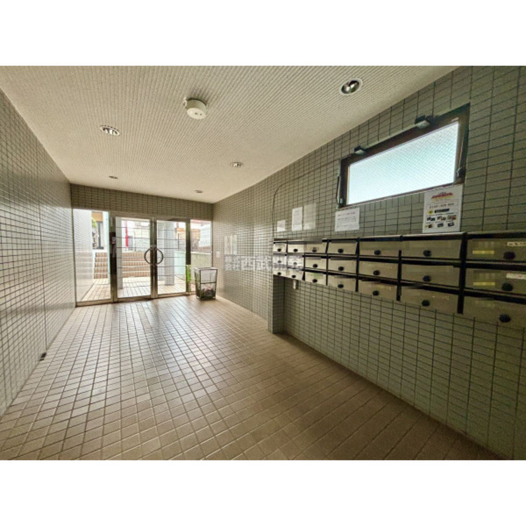 エントランス 令和7年10月20日撮影