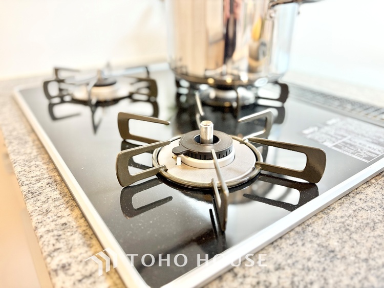 キッチン ◆愛育◆キッチンは家族の絆を育む大切な空間。シンプルで使い易いSystemKitchenで愉しく作る料理は愛情のある美味しいご馳走に。