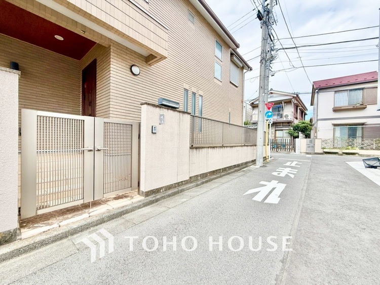 外観 【スペシャルシーン】デイリーシーンからスペシャルシーンまで様々なシーンで使用出来る、フレキシブルで飽きのこないこの空間。僕の頭の中では大好きなソファとダイニングテーブルと家族の笑顔が広がっていた