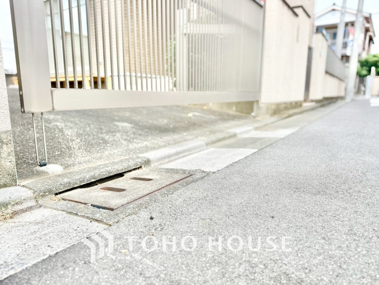 外観 【素敵な空間】君の姿に一瞬足を止めていた。美しくて惑わされてしまった自分が信じられない位素敵な空間。そしてこの空間に君がいて喜び歌を歌う僕が燥いでいる。