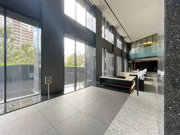 その他 館内は静寂な中が保たれており、管理が行き届いている印象を受けました。