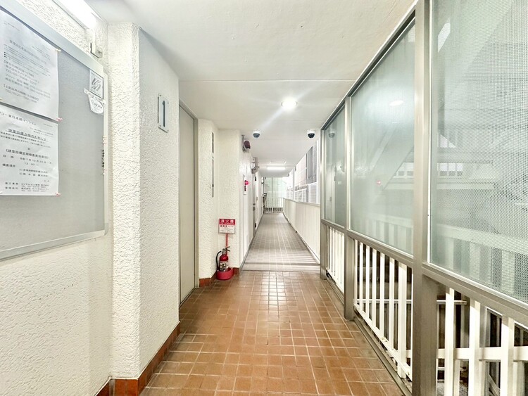 その他 館内は静寂な中が保たれており、管理が行き届いている印象を受けました。