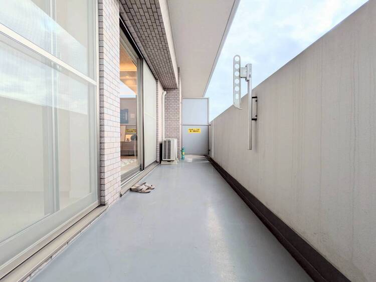 その他 朝の澄んだ空気や、夕方に吹く清々しい風を感じられるバルコニー。