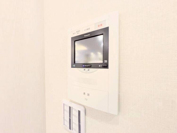 その他 誰が来てもわかる様にモニター付きインターホンを設置。