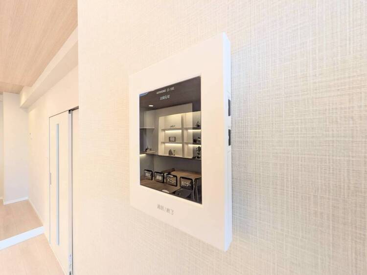 その他 誰が来てもわかる様にモニター付きインターホンを設置。