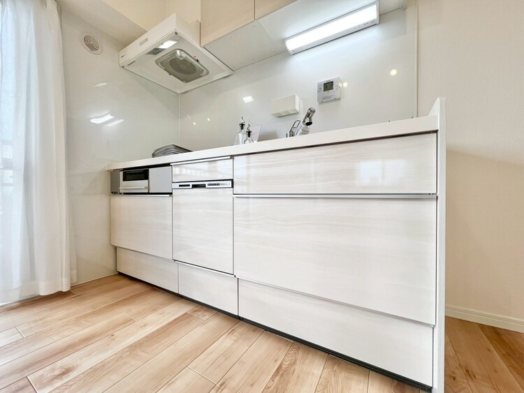 その他 開放感のあるキッチンスペース。調理をしながら、会話も弾みそうですね。