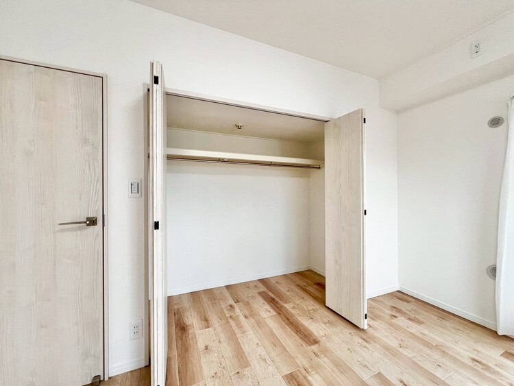 その他 家電やスーツケース、ストック品など何でも片付く嬉しい空間です。