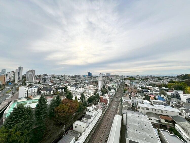 その他 眺望や窓からの景色が良いと、家で過ごす時間も快適です。