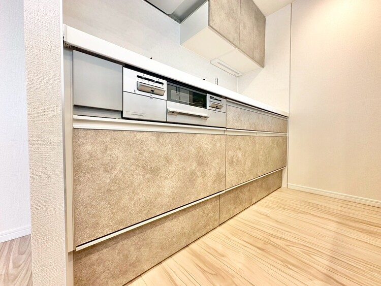 キッチン 開放感のあるキッチンスペース。調理をしながら、会話も弾みそうですね。