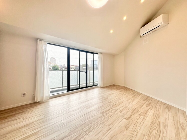 子供部屋 清かで艶やかな時間をもたらしてくれる室内です。