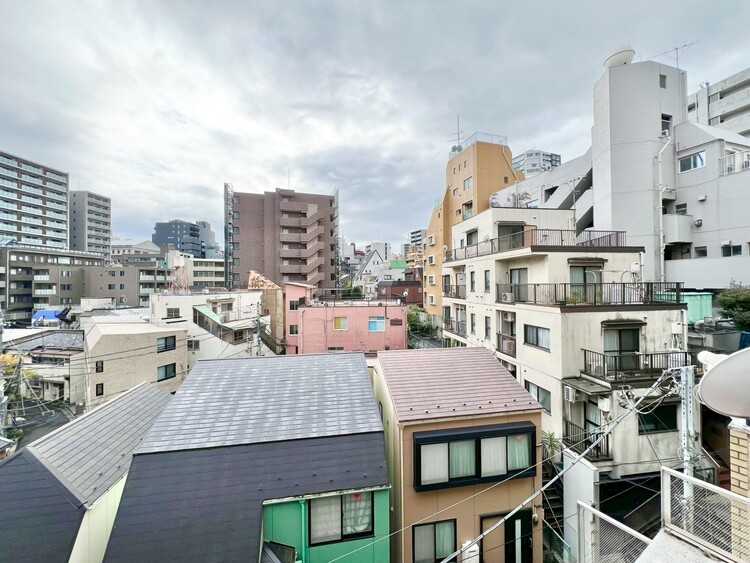 その他 眺望や窓からの景色が良いと、家で過ごす時間も快適です。