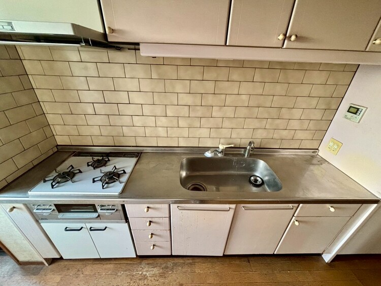 キッチン 使いやすくスタイリッシュなキッチン空間になっております。