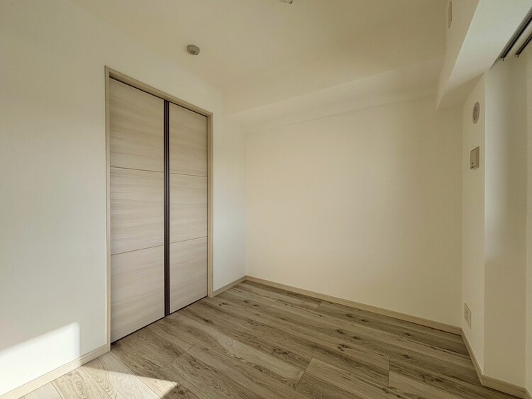 子供部屋 清かで艶やかな時間をもたらしてくれる室内です。