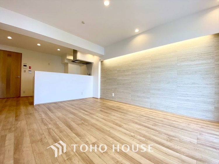 内装 【LIVING】◆住む喜び、楽しさ、感動◆を君と共有したい。いつまでもずっと家族を見渡せるこの広い空間で。