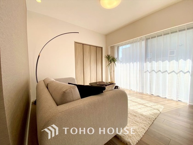 内装 【PRIVATE ROOM】◆快適◆な暮らしに不可欠な収納スペース。快適さとともに思い出も詰まっていく。