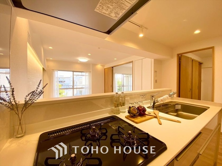 キッチン 【KITCHEN】◆Happy◆愛情たっぷりのお料理で家族にHappyを。システムキッチンがあなたをサポートしてくれます。