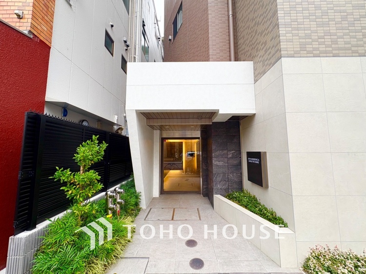 その他 【ENTRANCE】◆そびえ立つ◆我が家のシンボル。遠くの空が赤く染まる夕べが待ち遠しい。