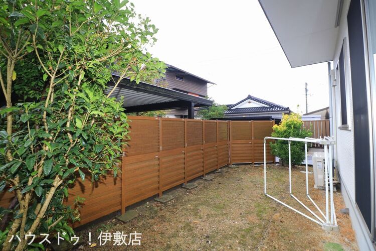 その他 【庭】敷地南側に庭がついており、建物は陽当たり良好です