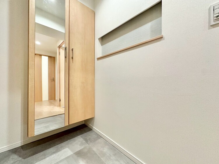 玄関 シューズボックスを完備した玄関です。