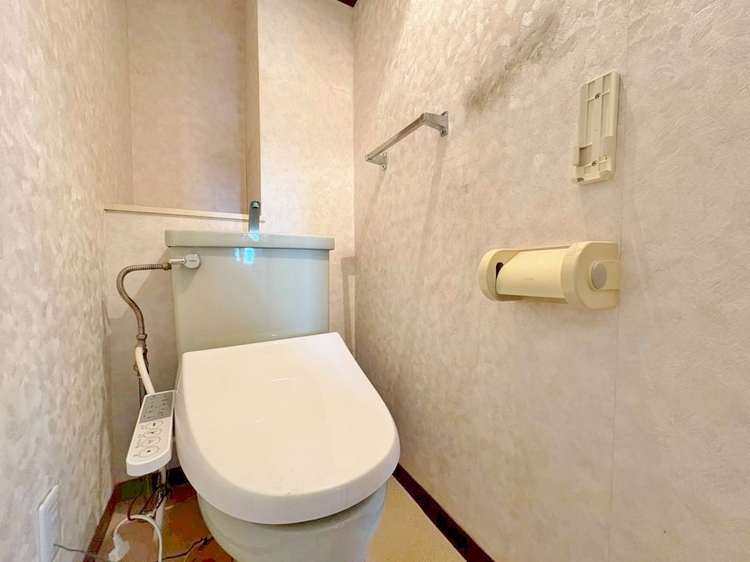 トイレ 暮らしの中のさりげないひとときの快適さにも、こだわりを、持って設備を配しております。