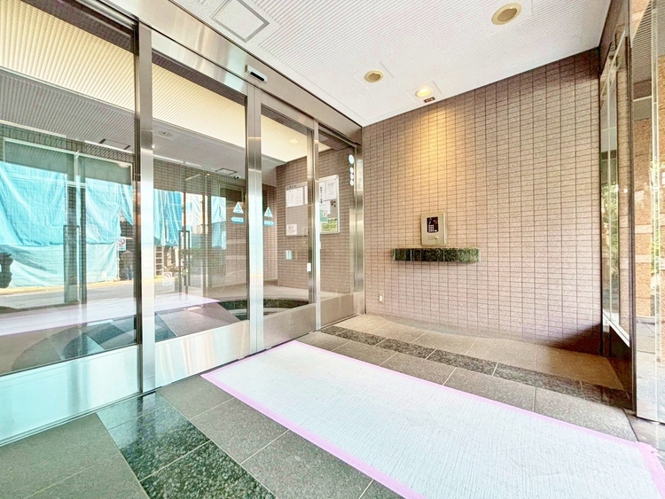 エントランス エントランスは、毎日の行き帰りで使う大事な空間です。