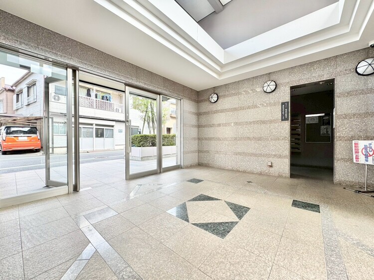 エントランス エントランスは、毎日の行き帰りで使う大事な空間です。