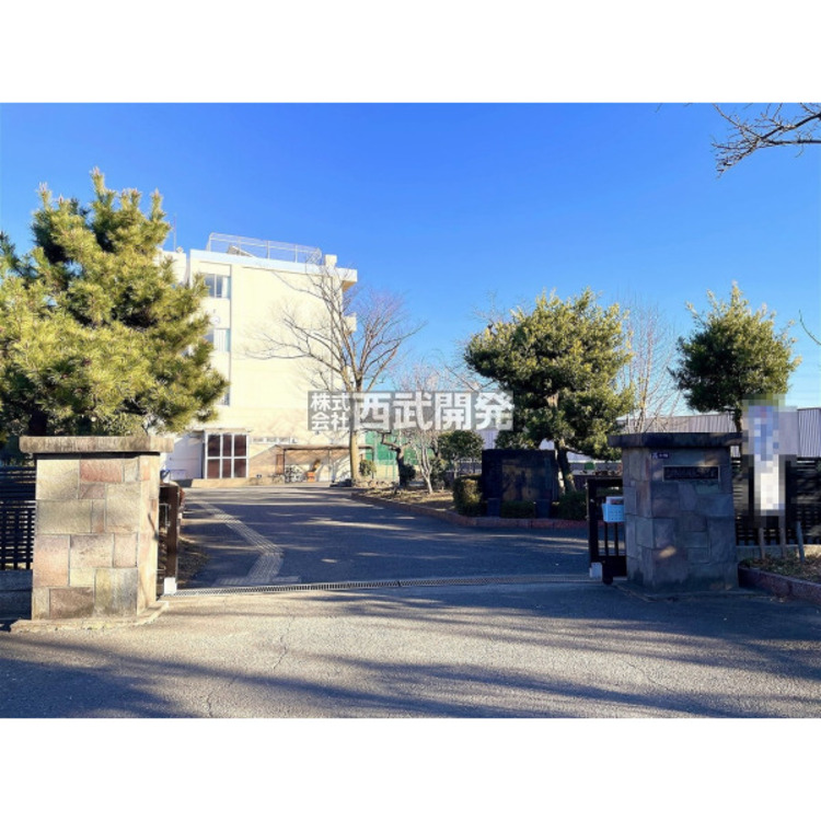 周辺 志木市立宗岡第二中学校(約1100m)