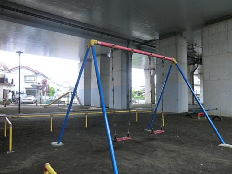 周辺 東名堰公園　350ｍ