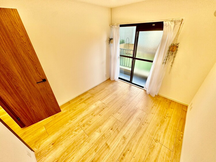 その他 清かで艶やかな時間をもたらしてくれる室内です。