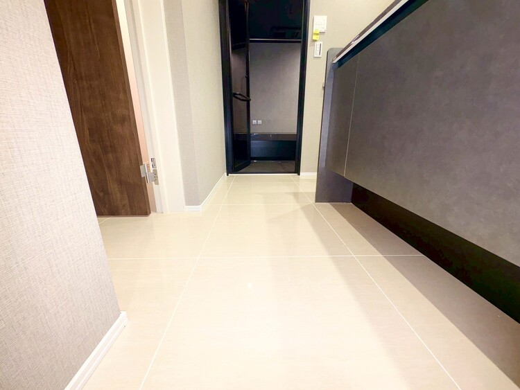 その他 十分な広さの脱衣所。