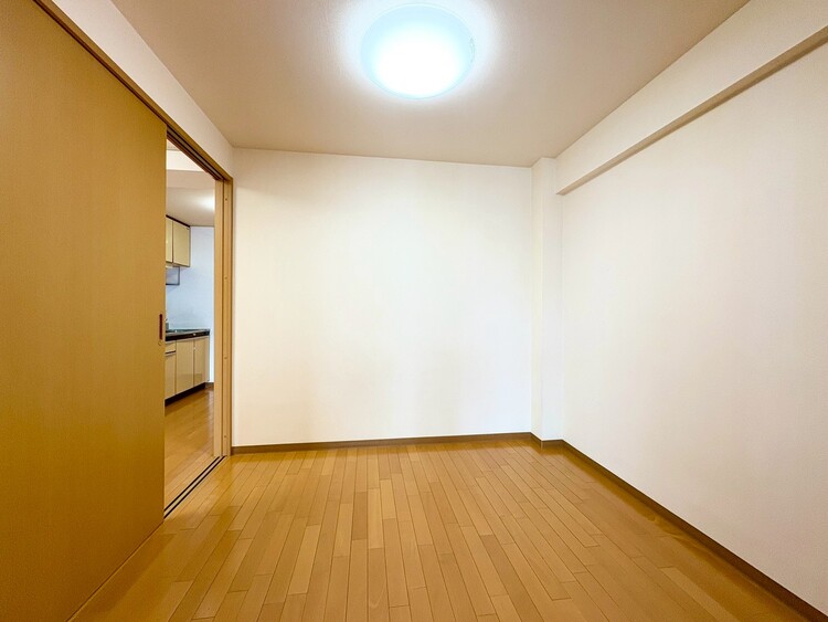 その他 清かで艶やかな時間をもたらしてくれる室内です。