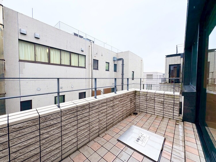 その他 朝の澄んだ空気や、夕方に吹く清々しい風を感じられるバルコニー。