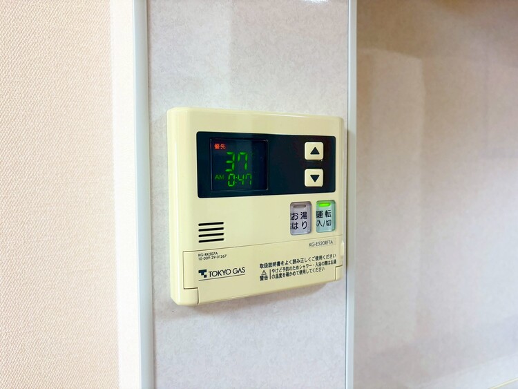 その他 見やすい画面で操作しやすい給湯パネル。