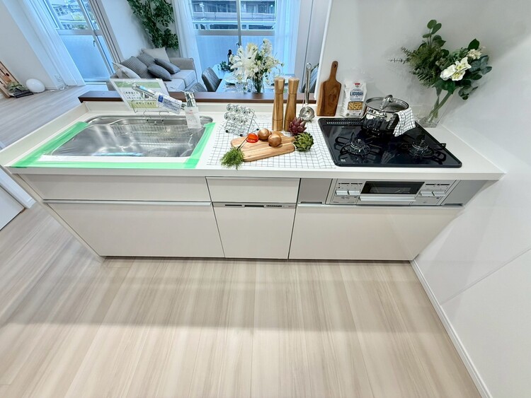 その他 開放感のあるキッチンスペース。調理をしながら、会話も弾みそうですね。