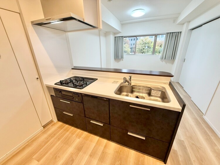 その他 開放感のあるキッチンスペース。調理をしながら、会話も弾みそうですね。