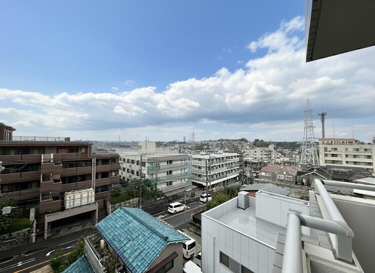 その他 眺望や窓からの景色が良いと、家で過ごす時間も快適です。