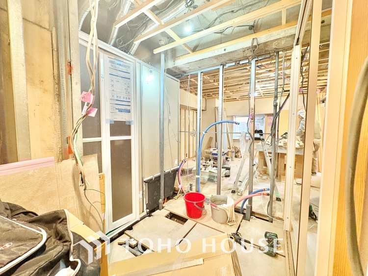 キッチン 【改装中】上質な素材に囲まれたキッチンは、穏やかな時間が流れる特別な空間。洗練された料理が生まれる場所です。