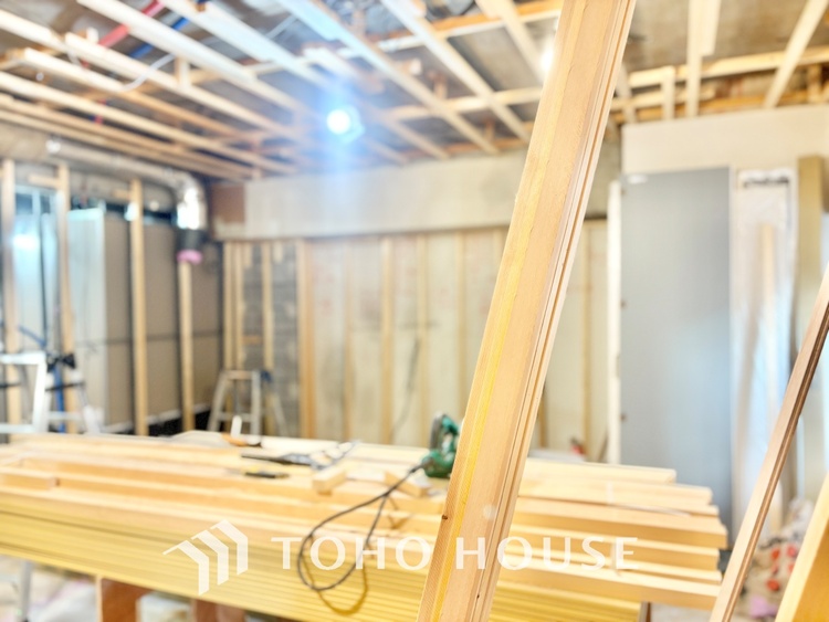 その他 【改装中】ここにはみんなが集い、食事と楽しい会話が始まる。話に夢中になりすぎて、ついつい時を忘れ夜に