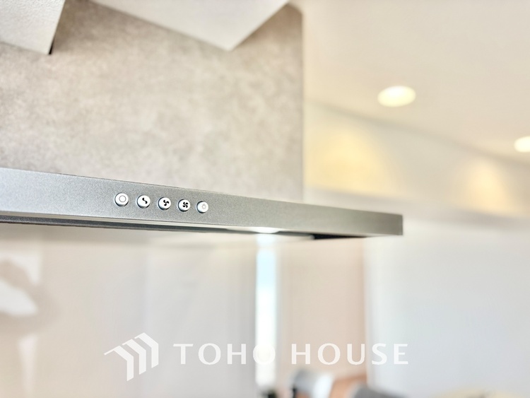 キッチン 五感を刺激する、美食のクリエイティブな場所。ここはただの調理場ではなく、豊かな人生を紡ぐための特別な空間です。