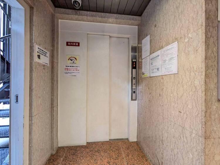 その他 エレベーター完備のため荷物が多くなっても安心。
