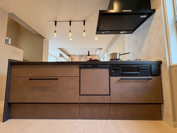 その他 開放感のあるキッチンスペース。調理をしながら、会話も弾みそうですね。