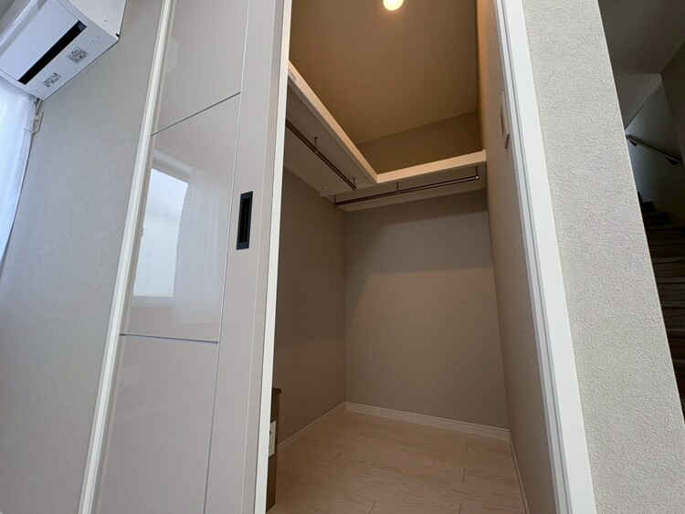 その他 家電やスーツケース、ストック品など何でも片付く嬉しい空間です。