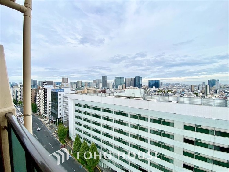 バルコニー 【BALCONY】◆Open new door◆扉の向こうには青空が広がっている。