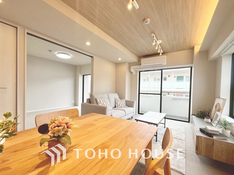 内装 【LIVING】◆simple is best◆無駄のない綺麗なつくりのリビングルームであなただけの暮らしを。