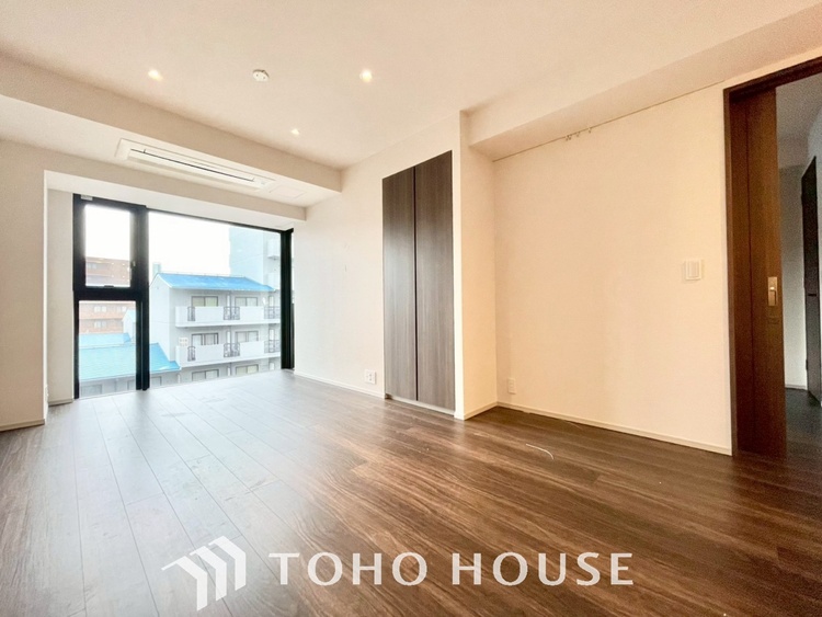 内装 【LIVING】◆Sunshine◆光が燦々と入り、いるだけで気持ちいい。「開放的でゆとりあるお部屋です。」