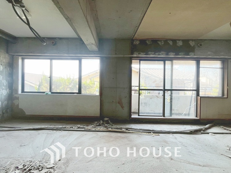 内装 現在改装中◆快適◆な暮らしに不可欠な収納スペース。快適さとともに思い出も詰まっていく。