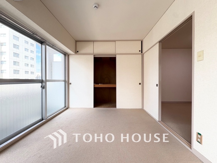 内装 現在改装中◆快適◆な暮らしに不可欠な収納スペース。快適さとともに思い出も詰まっていく。