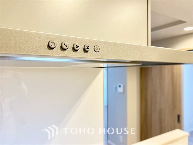 その他 【KITCHEN】◆開放的◆後片付けが楽なシステムキッチン。収納スペースの充実！