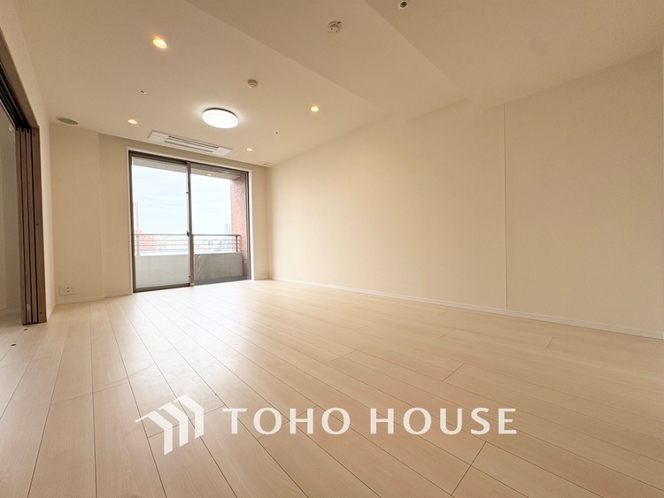 内装 【LIVING】◆Sunshine◆光が燦々と入り、いるだけで気持ちいい。「開放的でゆとりあるお部屋です。」