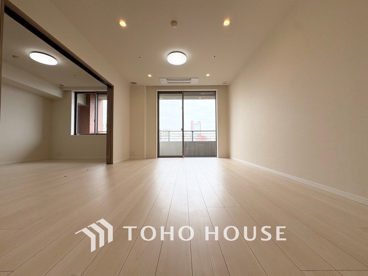 内装 【LIVING】◆simple is best◆無駄のない綺麗なつくりのリビングルームであなただけの暮らしを。